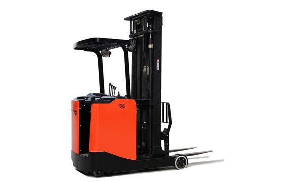 1.5噸前移式站駕電動(dòng)叉車(chē)CQD15S
